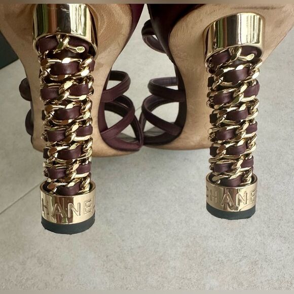 Chanel Coco Tower Cage Burgundy & Gold Sculptural Chain High Heel Sandals 38.5 - Picture 8 of 14